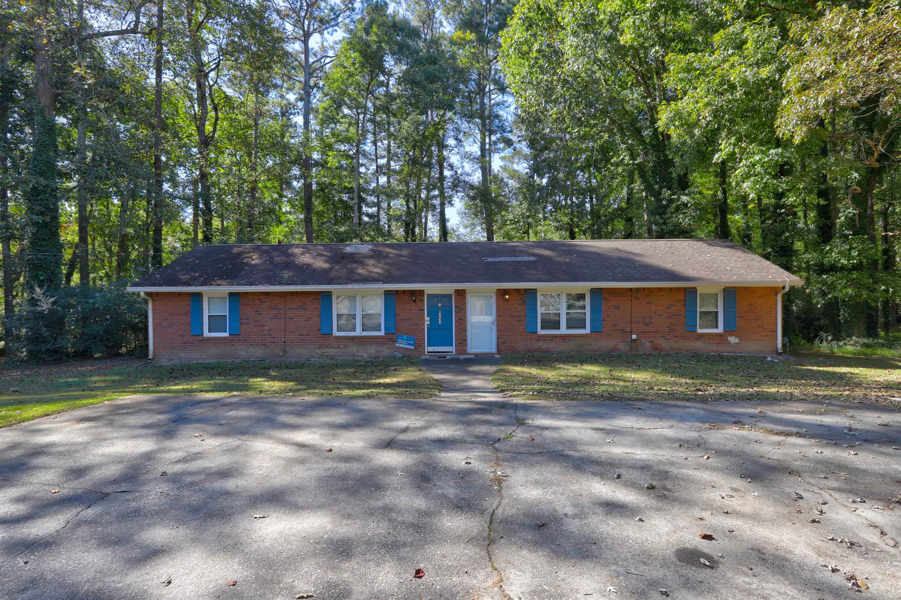 2233 Davis Rd APT A