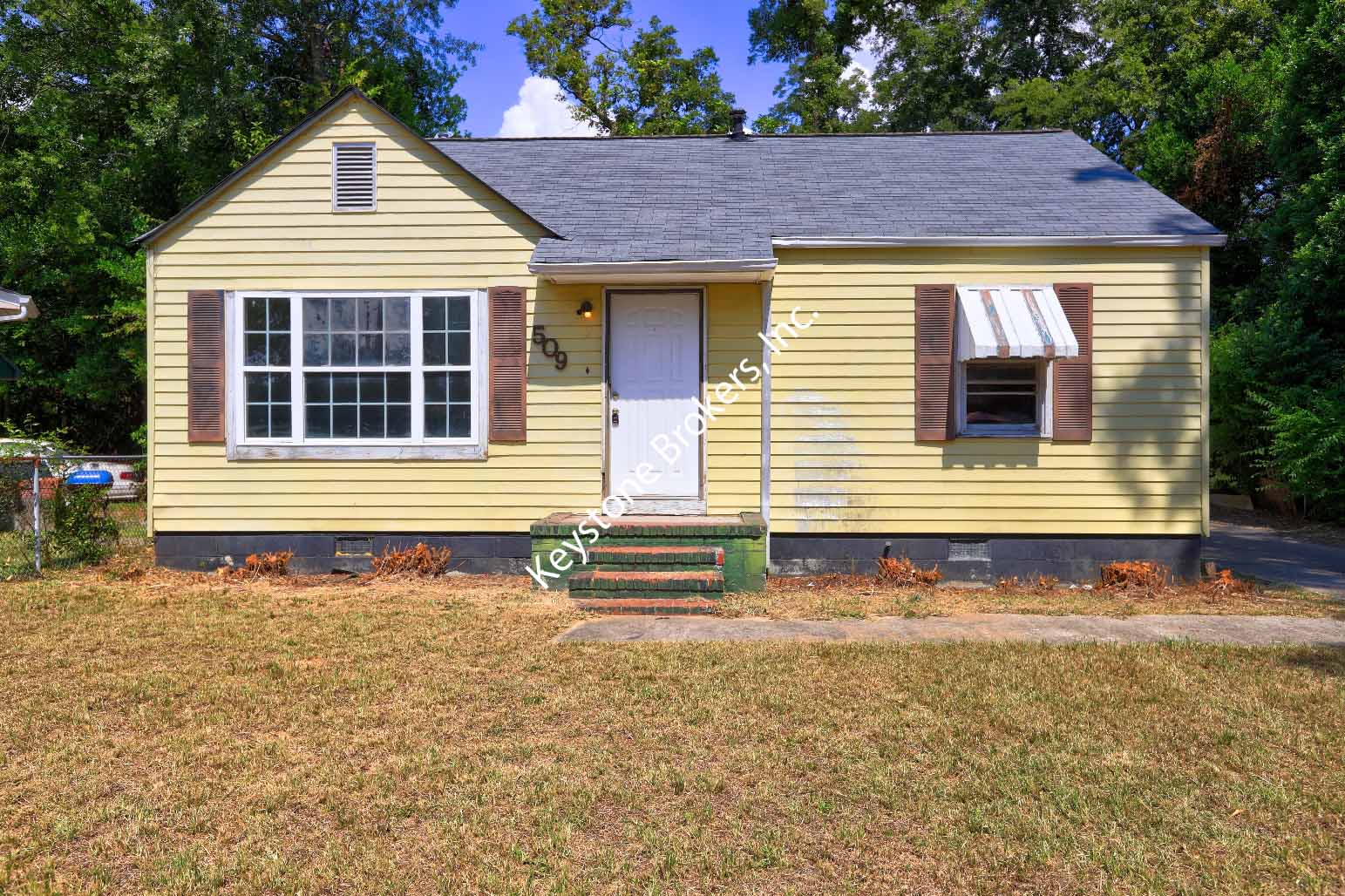 509 Lynmore Circle