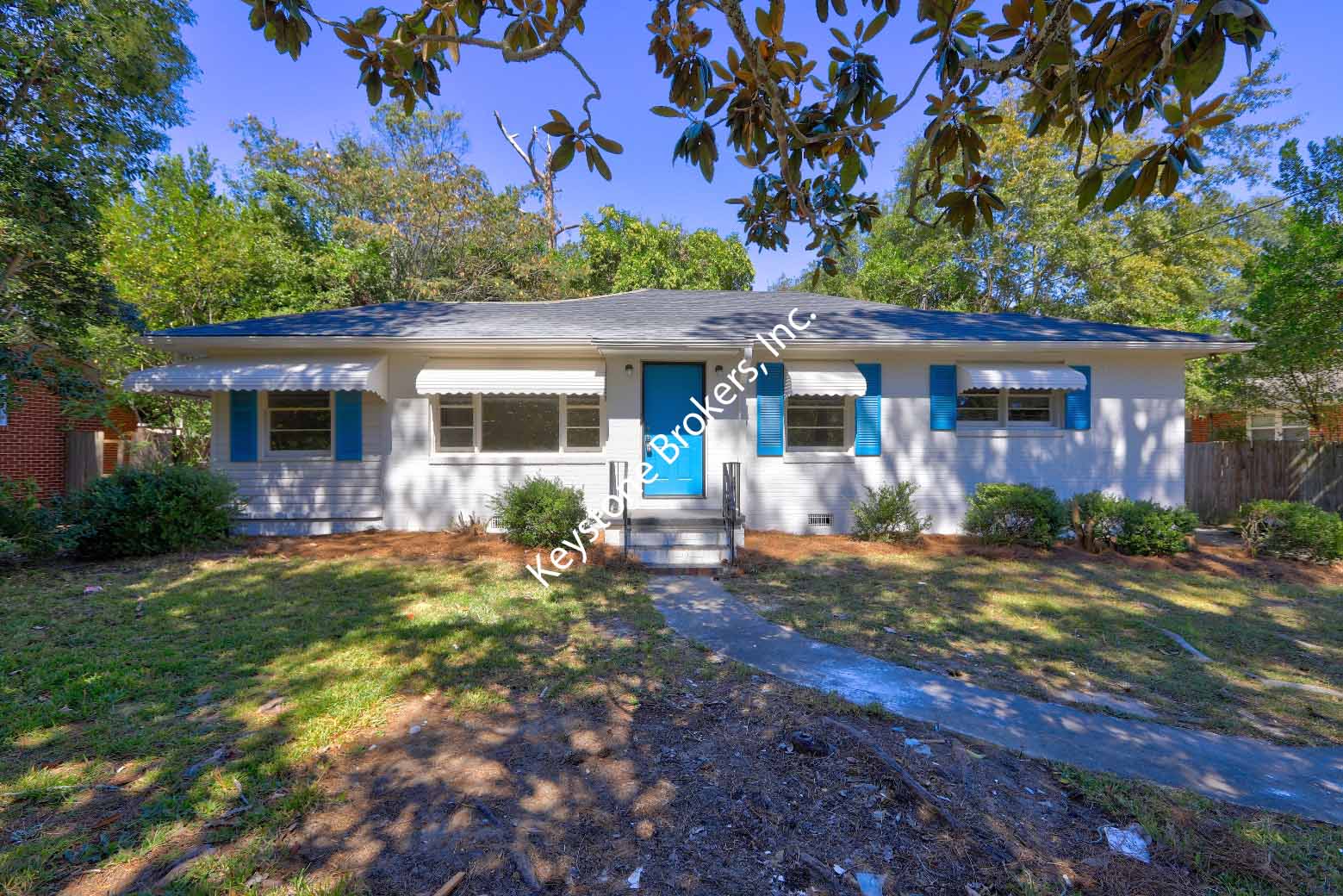 2128 Knightsbridge Road