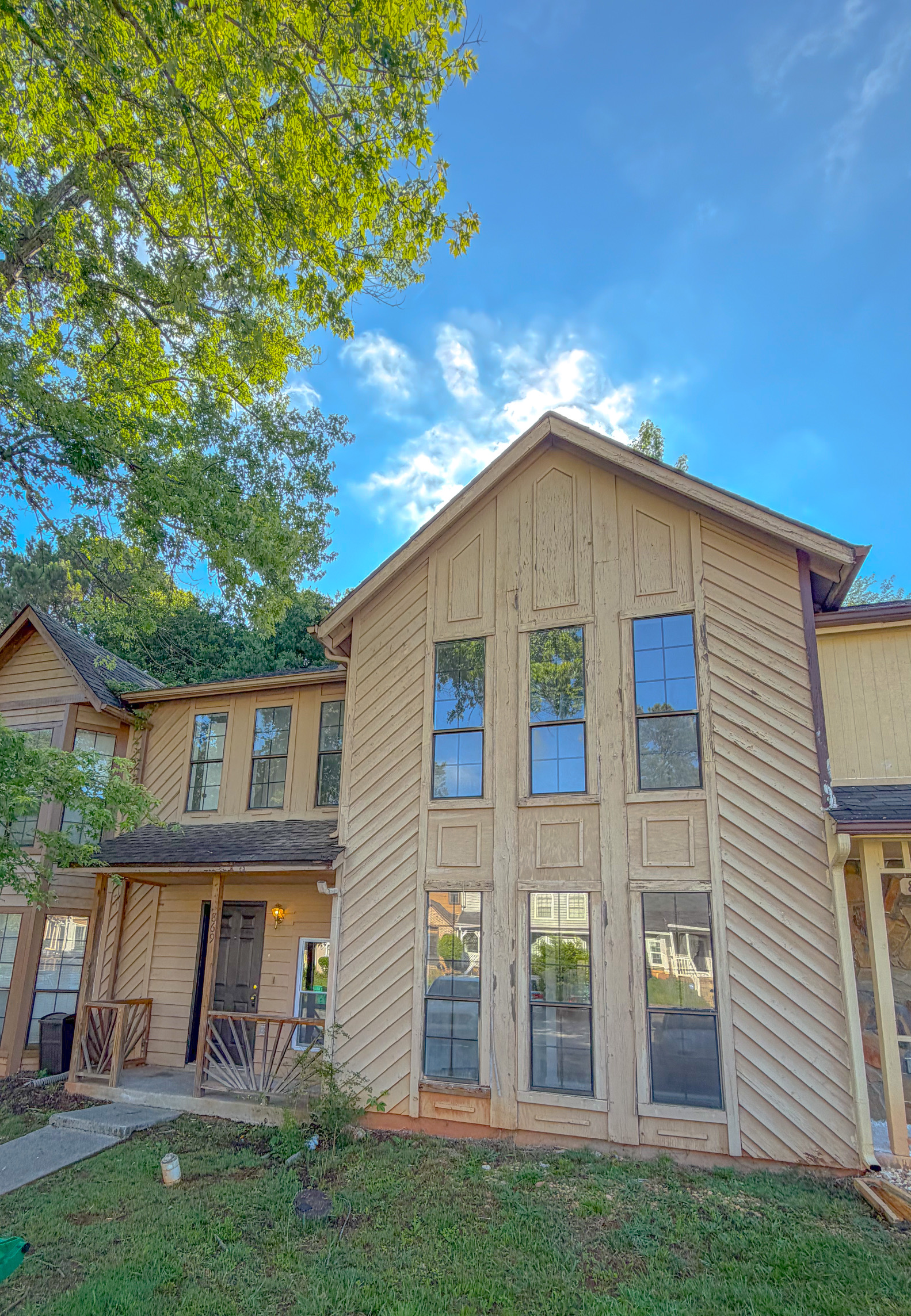 869 Heritage Oaks Drive - 1