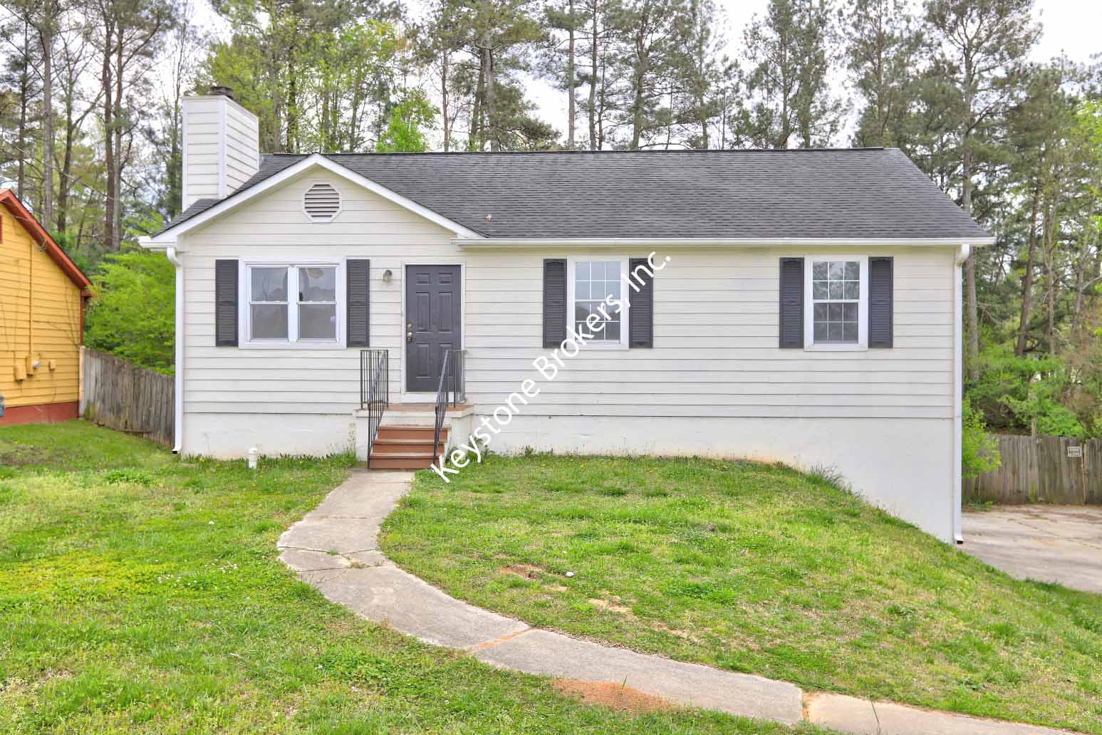 Property main image